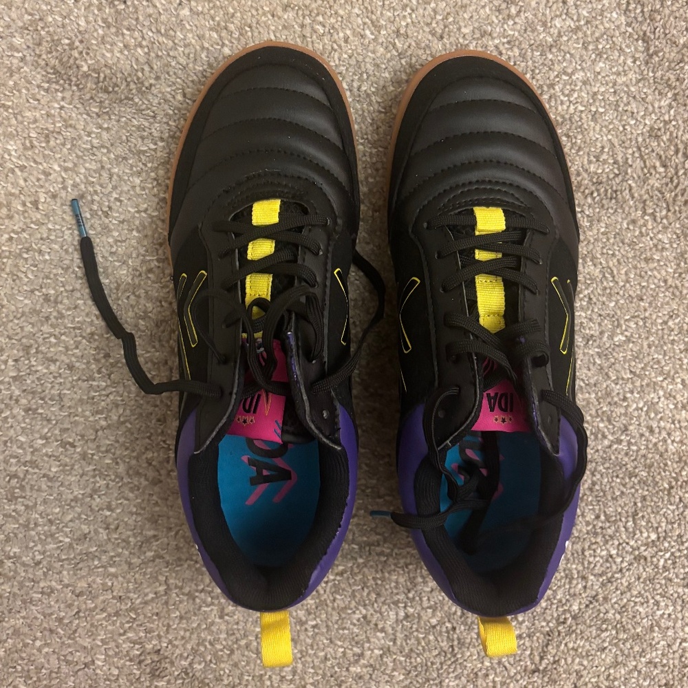 Futsal Shoes - IDA